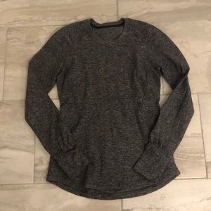Lululemon long sleeve Extra Mile shirt size 6